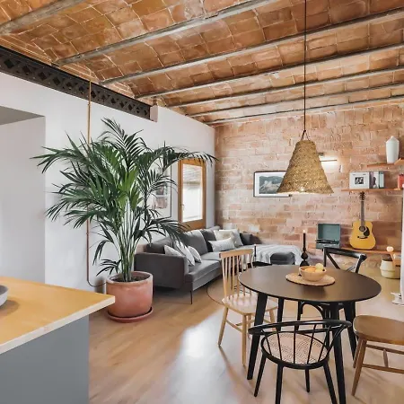Spacest - Passeig De Colom A Barcellona